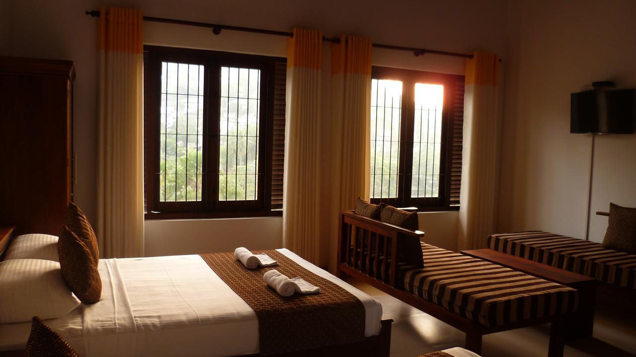 Sarvodaya Samma Vaasa Residence Kandy Bagian luar foto