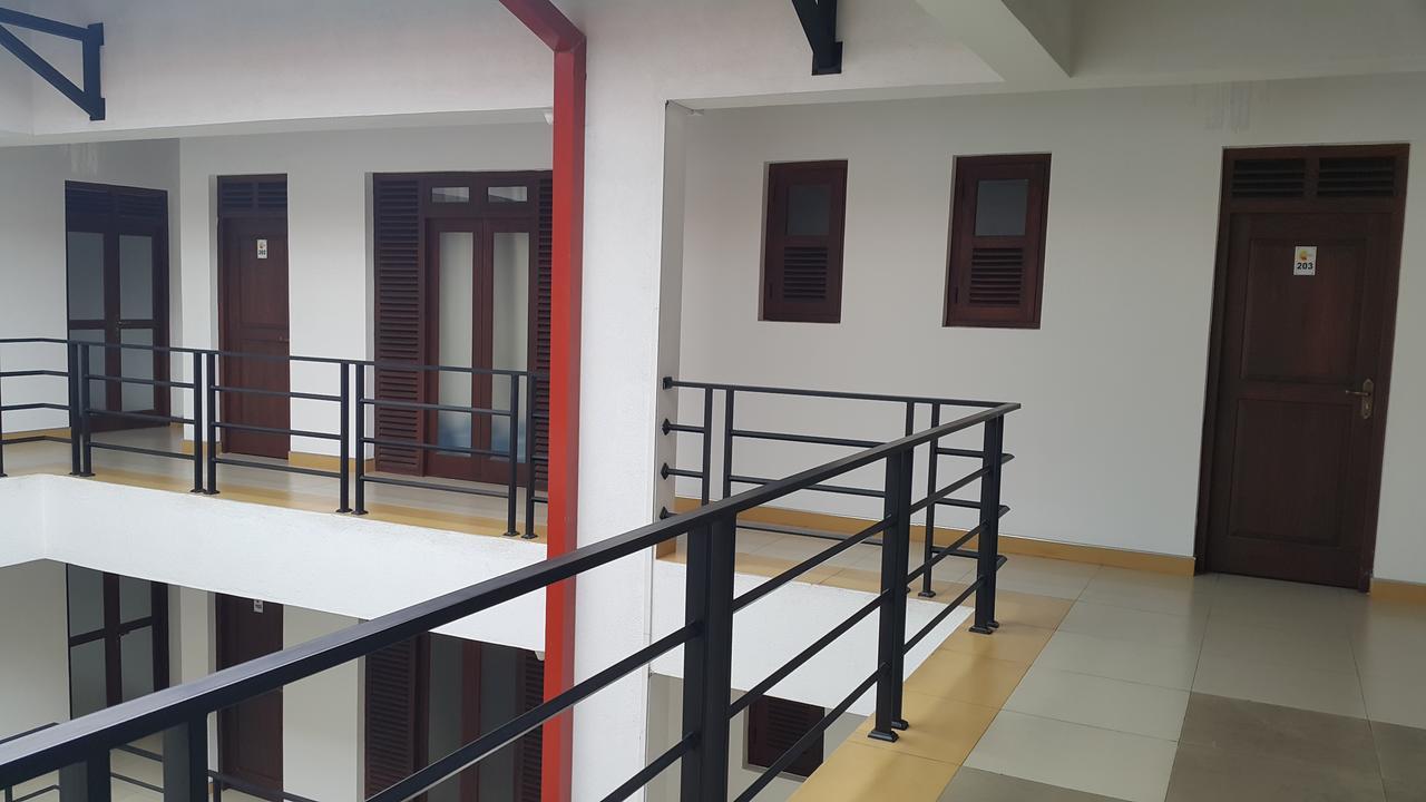 Sarvodaya Samma Vaasa Residence Kandy Bagian luar foto