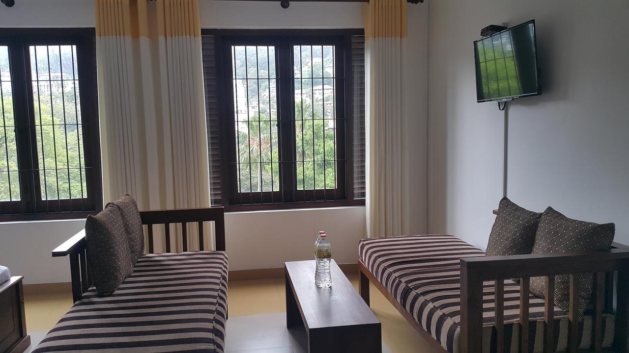 Sarvodaya Samma Vaasa Residence Kandy Bagian luar foto