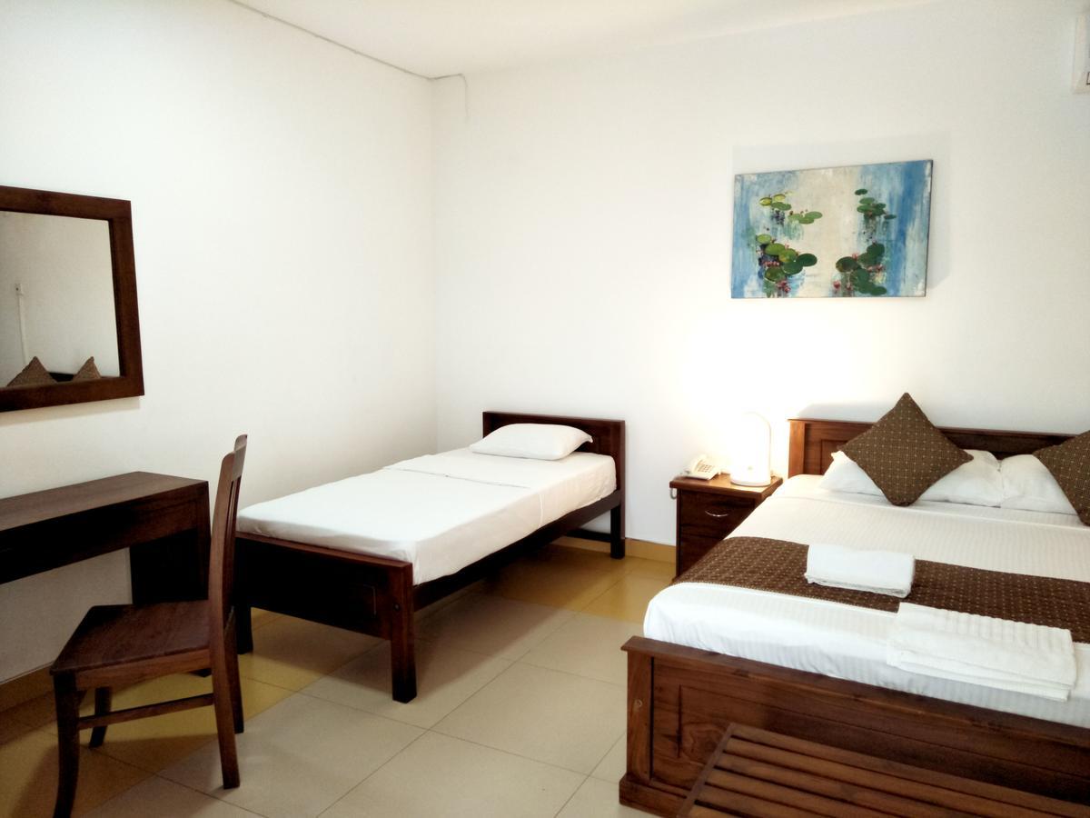 Sarvodaya Samma Vaasa Residence Kandy Bagian luar foto