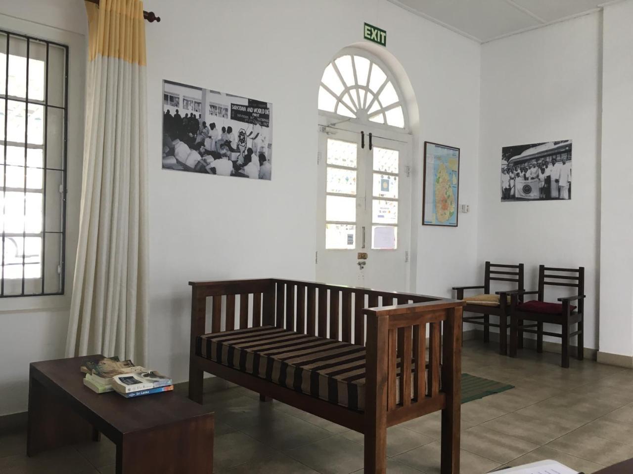 Sarvodaya Samma Vaasa Residence Kandy Bagian luar foto