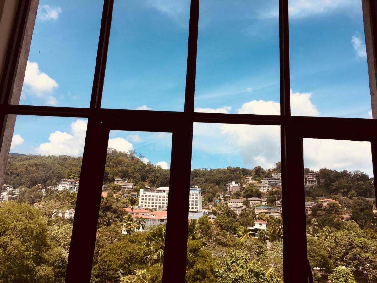 Sarvodaya Samma Vaasa Residence Kandy Bagian luar foto