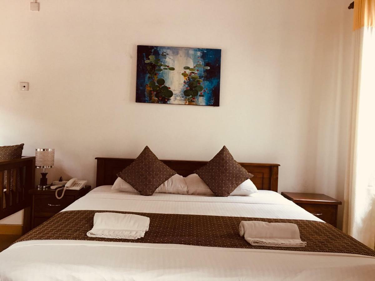 Sarvodaya Samma Vaasa Residence Kandy Bagian luar foto
