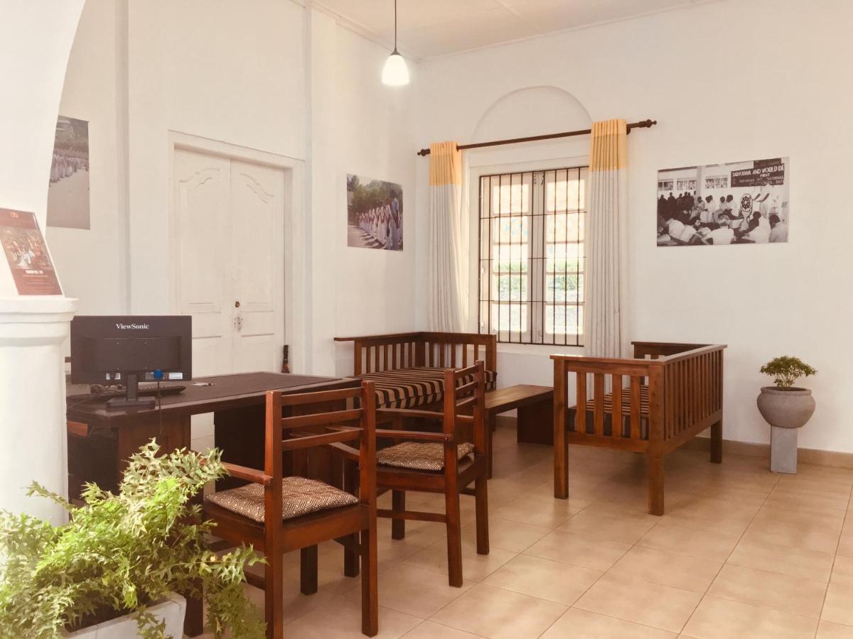 Sarvodaya Samma Vaasa Residence Kandy Bagian luar foto